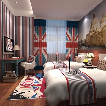 Dreamhouse Theme Hotel Шанхай Экстерьер фото
